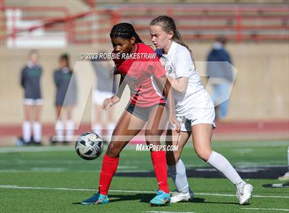 Thumbnail 2 in Arlington vs. Horn (Duncanville Classic) photogallery.