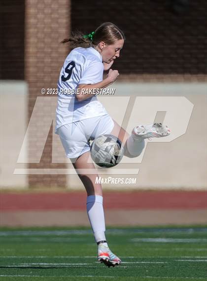Thumbnail 1 in Arlington vs. Horn (Duncanville Classic) photogallery.