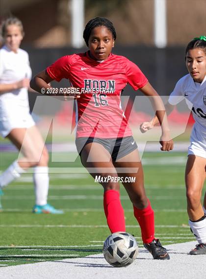 Thumbnail 2 in Arlington vs. Horn (Duncanville Classic) photogallery.
