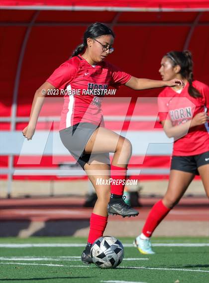 Thumbnail 2 in Arlington vs. Horn (Duncanville Classic) photogallery.