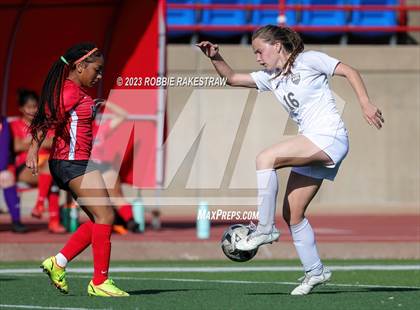 Thumbnail 1 in Arlington vs. Horn (Duncanville Classic) photogallery.