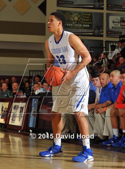 Thumbnail 3 in Bishop Gorman vs. De La Salle (MaxPreps Holiday Classic) photogallery.