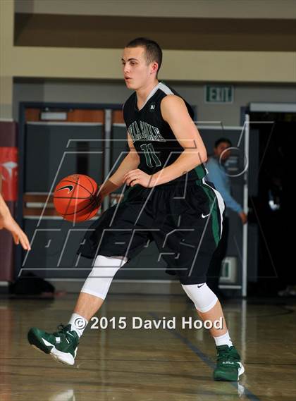 Thumbnail 1 in Bishop Gorman vs. De La Salle (MaxPreps Holiday Classic) photogallery.