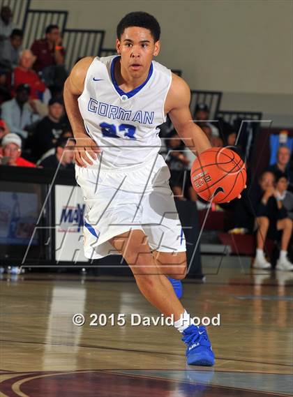 Thumbnail 1 in Bishop Gorman vs. De La Salle (MaxPreps Holiday Classic) photogallery.