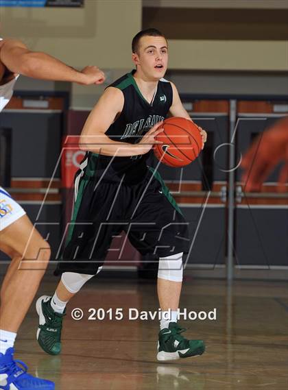 Thumbnail 3 in Bishop Gorman vs. De La Salle (MaxPreps Holiday Classic) photogallery.
