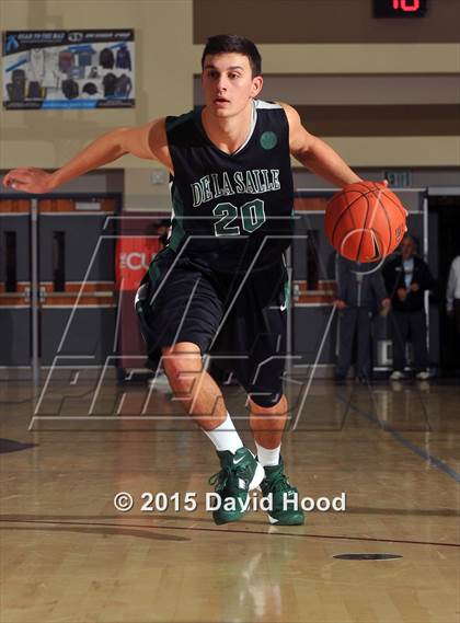 Thumbnail 3 in Bishop Gorman vs. De La Salle (MaxPreps Holiday Classic) photogallery.