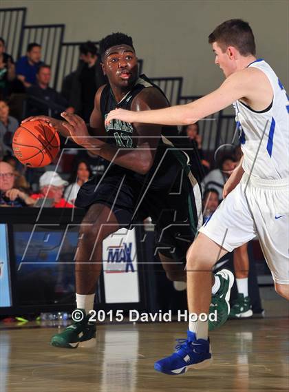 Thumbnail 2 in Bishop Gorman vs. De La Salle (MaxPreps Holiday Classic) photogallery.