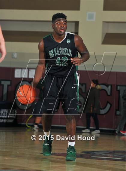 Thumbnail 3 in Bishop Gorman vs. De La Salle (MaxPreps Holiday Classic) photogallery.