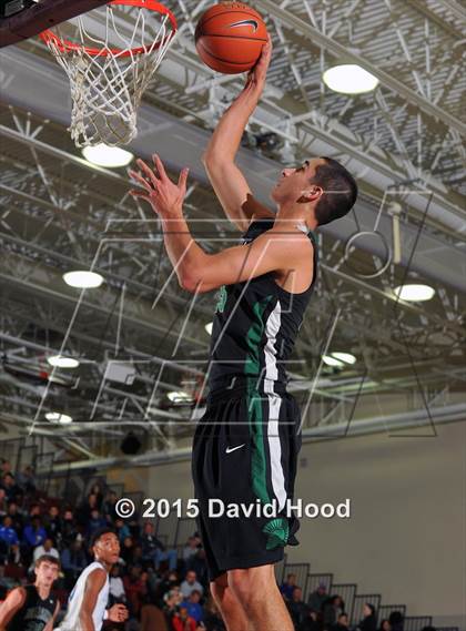Thumbnail 2 in Bishop Gorman vs. De La Salle (MaxPreps Holiday Classic) photogallery.