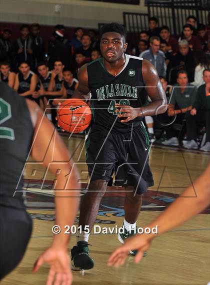 Thumbnail 1 in Bishop Gorman vs. De La Salle (MaxPreps Holiday Classic) photogallery.