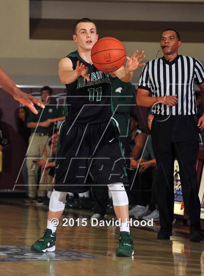 Thumbnail 3 in Bishop Gorman vs. De La Salle (MaxPreps Holiday Classic) photogallery.