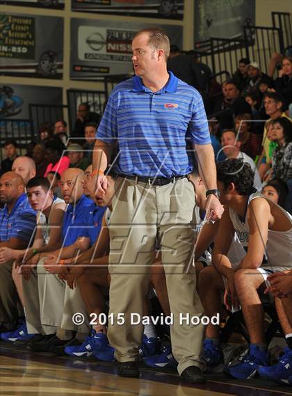 Thumbnail 2 in Bishop Gorman vs. De La Salle (MaxPreps Holiday Classic) photogallery.