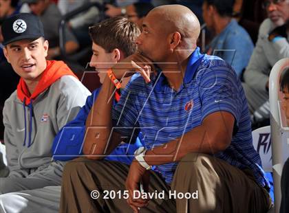 Thumbnail 1 in Bishop Gorman vs. De La Salle (MaxPreps Holiday Classic) photogallery.