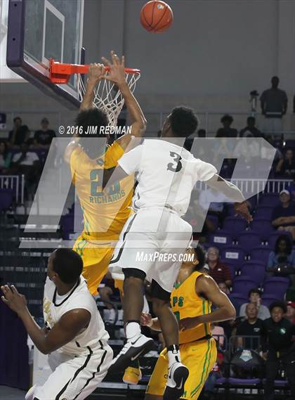 Thumbnail 3 in Hudson Catholic vs. Patrick School (City of Palms Classic) photogallery.