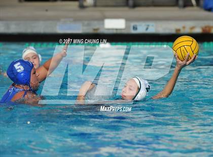Thumbnail 2 in Edison vs. Rancho Bernardo (Newport Holiday Cup) photogallery.
