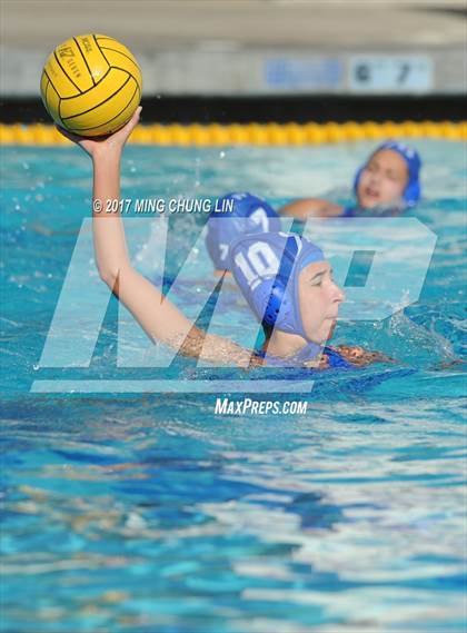 Thumbnail 2 in Edison vs. Rancho Bernardo (Newport Holiday Cup) photogallery.