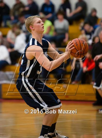 Thumbnail 2 in Columbiana vs Leetonia photogallery.