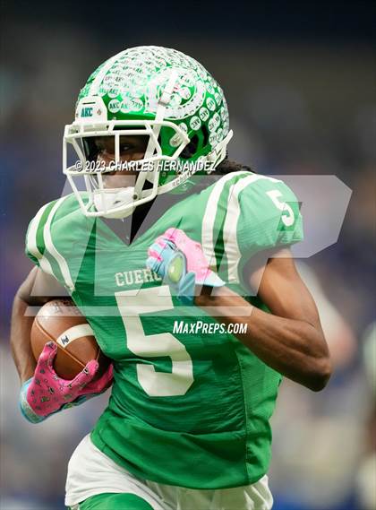Thumbnail 1 in Cuero vs. Wimberley (UIL 4A Division II Semifinal) photogallery.