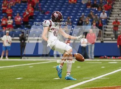 Thumbnail 3 in Cuero vs. Wimberley (UIL 4A Division II Semifinal) photogallery.