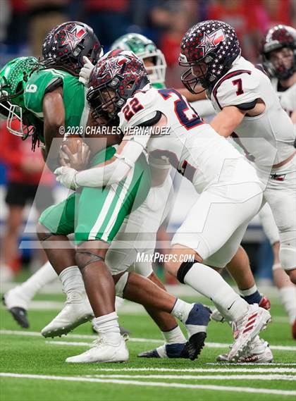 Thumbnail 1 in Cuero vs. Wimberley (UIL 4A Division II Semifinal) photogallery.