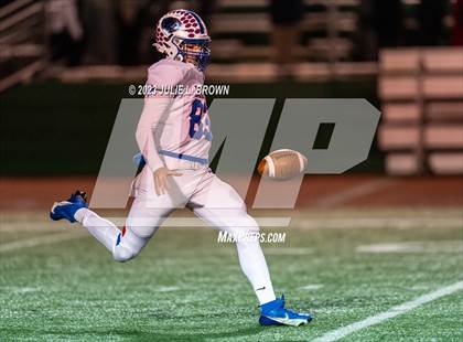 Thumbnail 2 in Hamilton Southeastern @ Westfield (IHSAA 6A Regional) photogallery.