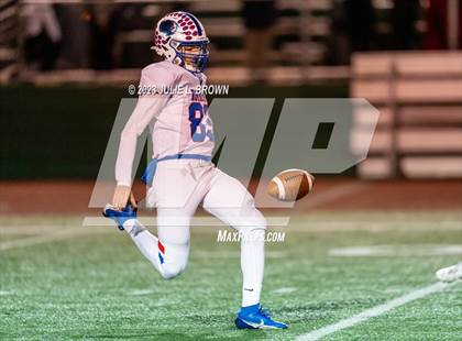 Thumbnail 3 in Hamilton Southeastern @ Westfield (IHSAA 6A Regional) photogallery.