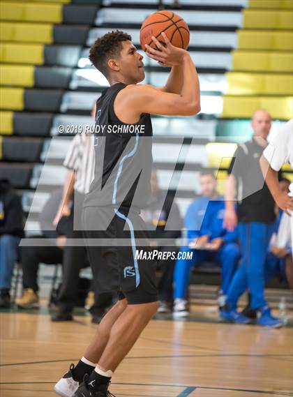 Thumbnail 2 in Gahr vs. Saugus photogallery.