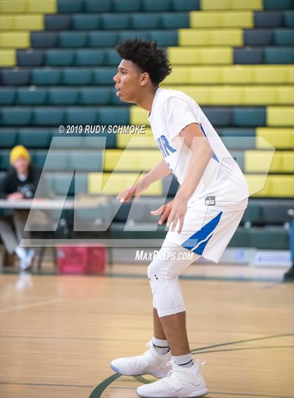 Thumbnail 2 in Gahr vs. Saugus photogallery.