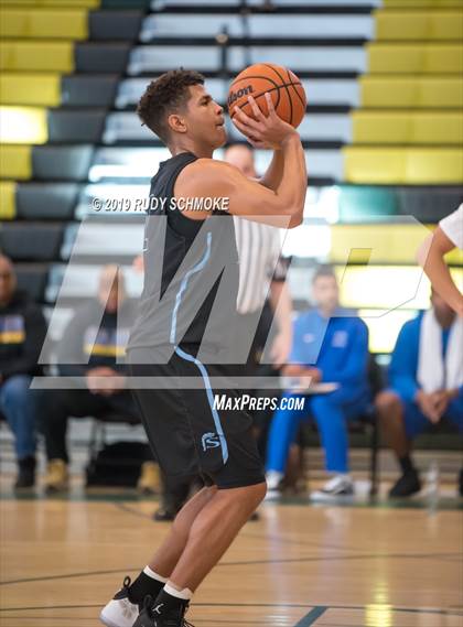 Thumbnail 3 in Gahr vs. Saugus photogallery.