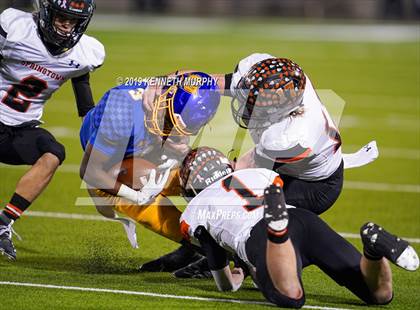 Thumbnail 2 in La Vega vs Springtown (UIL 4A Semifinal Playoff) photogallery.