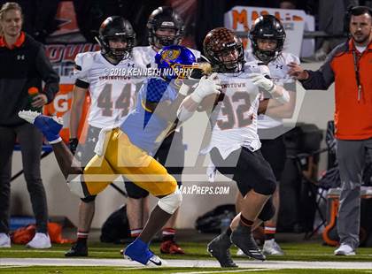 Thumbnail 3 in La Vega vs Springtown (UIL 4A Semifinal Playoff) photogallery.