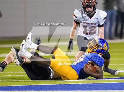 Thumbnail 2 in La Vega vs Springtown (UIL 4A Semifinal Playoff) photogallery.