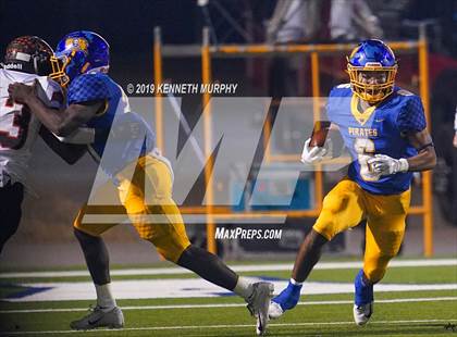 Thumbnail 3 in La Vega vs Springtown (UIL 4A Semifinal Playoff) photogallery.