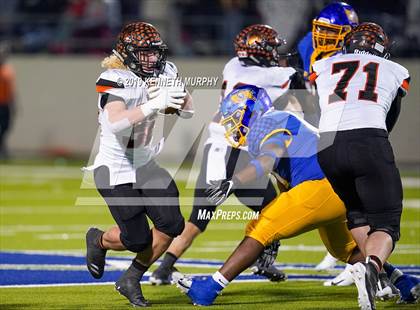 Thumbnail 2 in La Vega vs Springtown (UIL 4A Semifinal Playoff) photogallery.