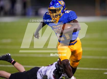 Thumbnail 1 in La Vega vs Springtown (UIL 4A Semifinal Playoff) photogallery.