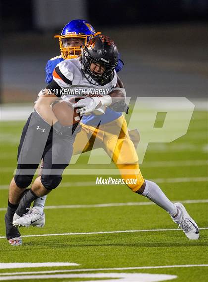 Thumbnail 2 in La Vega vs Springtown (UIL 4A Semifinal Playoff) photogallery.