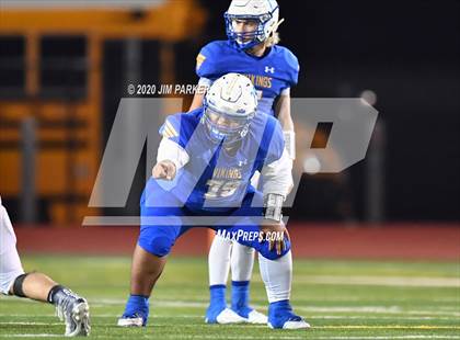 Thumbnail 2 in Lago Vista vs. Llano (UIL 3A D1 Quarterfinal) photogallery.
