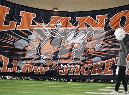 Thumbnail 1 in Lago Vista vs. Llano (UIL 3A D1 Quarterfinal) photogallery.
