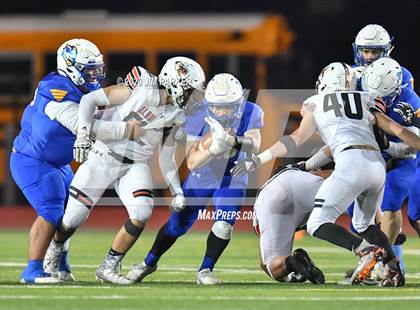 Thumbnail 3 in Lago Vista vs. Llano (UIL 3A D1 Quarterfinal) photogallery.