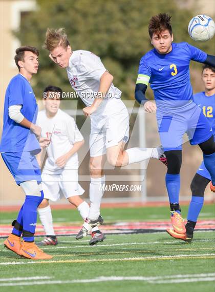 Thumbnail 1 in Mountain View vs Casa Grande (Coyote Classic Tournament) photogallery.
