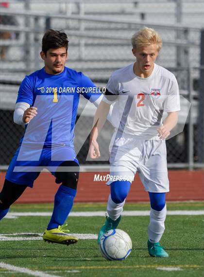 Thumbnail 1 in Mountain View vs Casa Grande (Coyote Classic Tournament) photogallery.