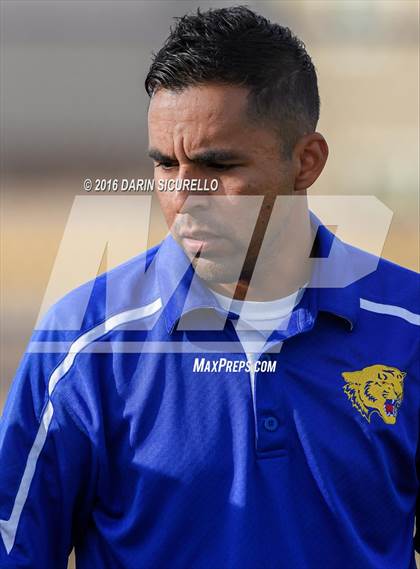 Thumbnail 1 in Mountain View vs Casa Grande (Coyote Classic Tournament) photogallery.