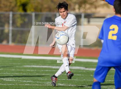 Thumbnail 3 in Mountain View vs Casa Grande (Coyote Classic Tournament) photogallery.