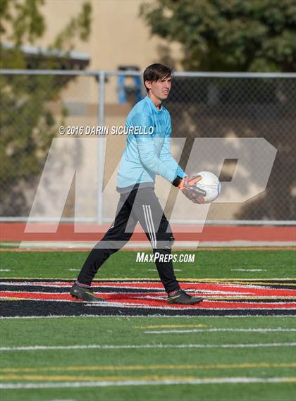 Thumbnail 2 in Mountain View vs Casa Grande (Coyote Classic Tournament) photogallery.