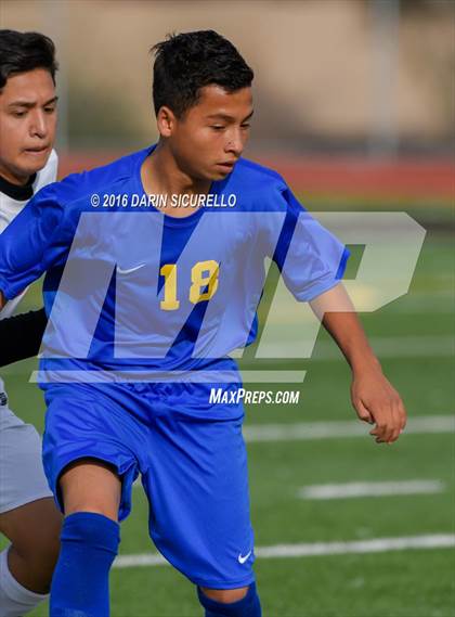 Thumbnail 3 in Mountain View vs Casa Grande (Coyote Classic Tournament) photogallery.