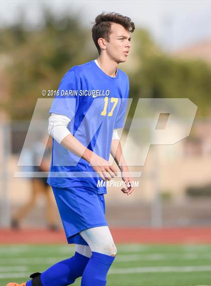 Thumbnail 3 in Mountain View vs Casa Grande (Coyote Classic Tournament) photogallery.