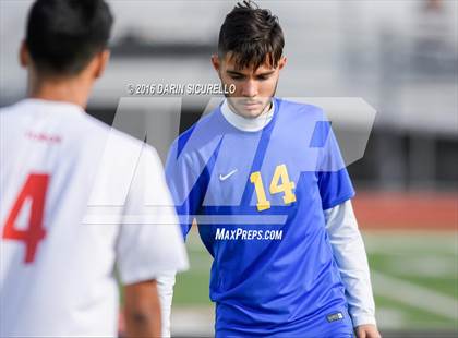 Thumbnail 1 in Mountain View vs Casa Grande (Coyote Classic Tournament) photogallery.