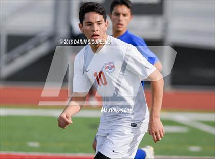 Thumbnail 2 in Mountain View vs Casa Grande (Coyote Classic Tournament) photogallery.