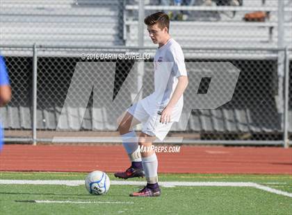 Thumbnail 2 in Mountain View vs Casa Grande (Coyote Classic Tournament) photogallery.