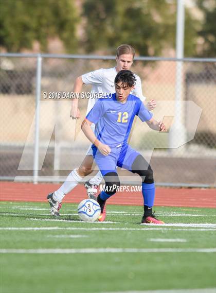 Thumbnail 2 in Mountain View vs Casa Grande (Coyote Classic Tournament) photogallery.